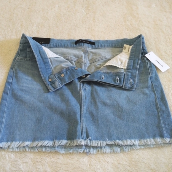 J Brand "Bonny" Raw Hem Mini Skirt - NWT - Picture 4 of 16